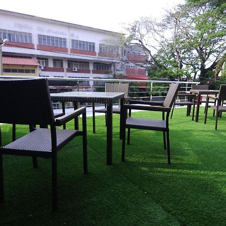 I-Homey Guesthouse Alor Setar Exteriör bild