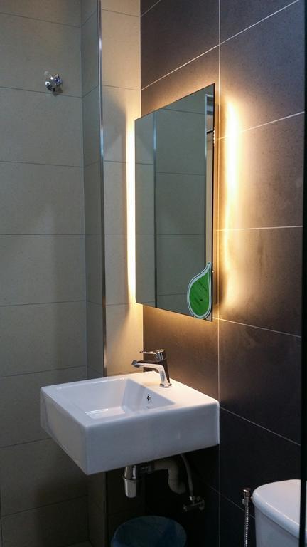 I-Homey Guesthouse Alor Setar Exteriör bild